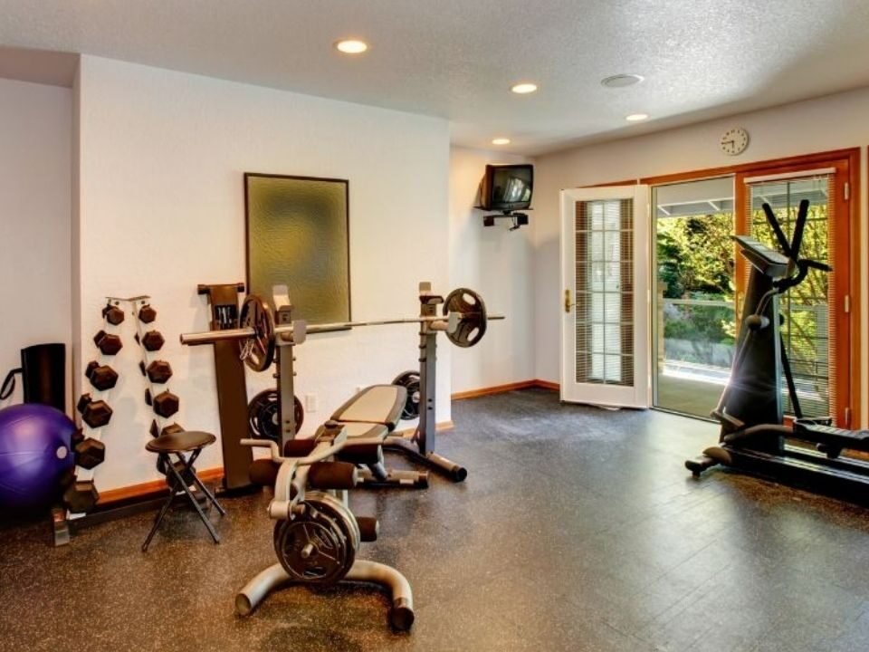 What Are the Benefits of Owning a Home Gym?