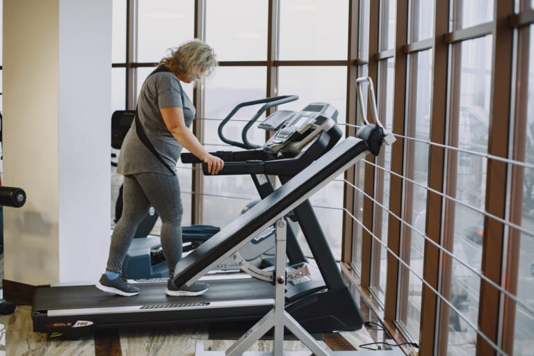 Treadmill Repairman vs. DIY: Which One’s the Better Fix for Your Treadmill?